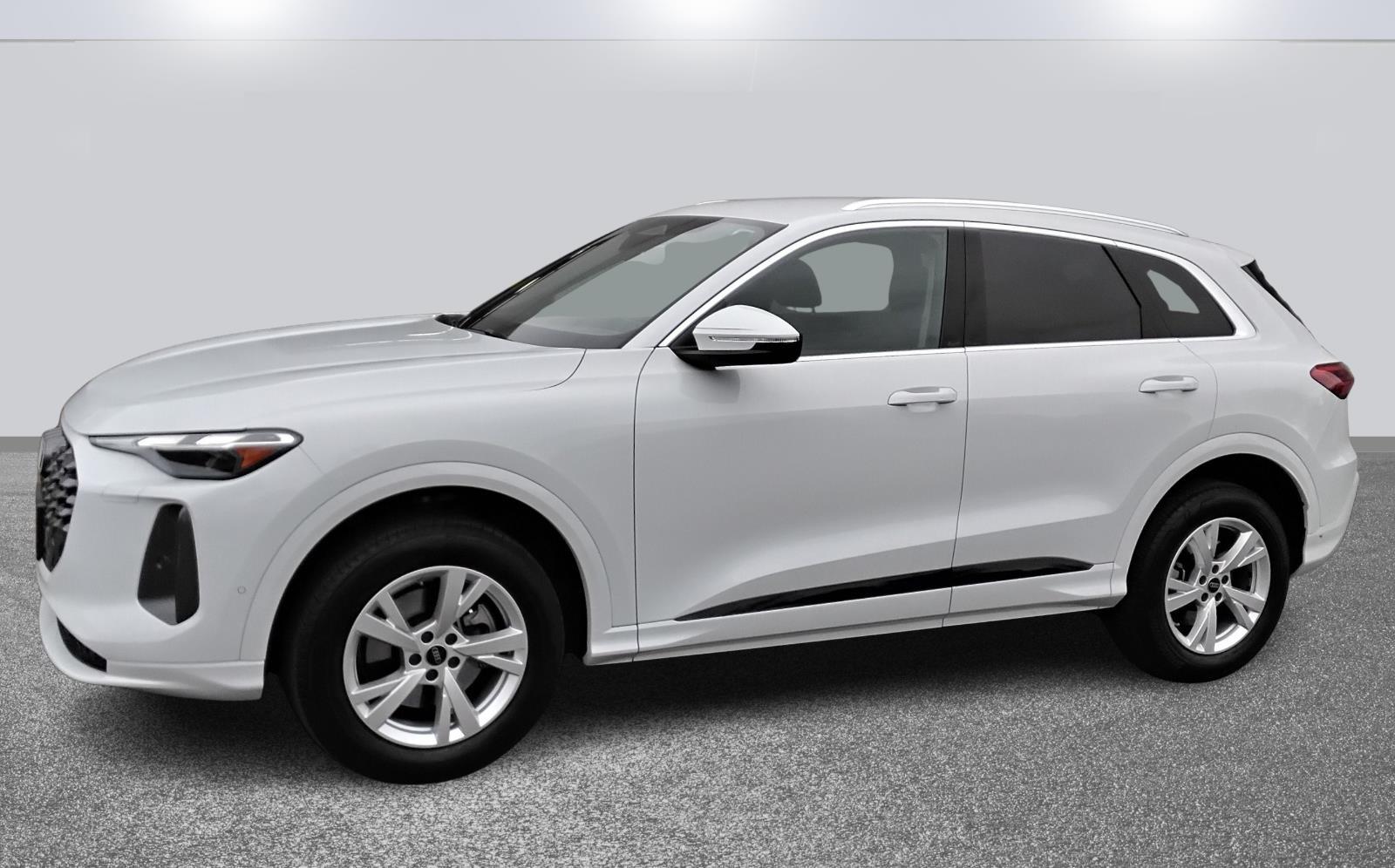 2025 Audi Q5 Premium