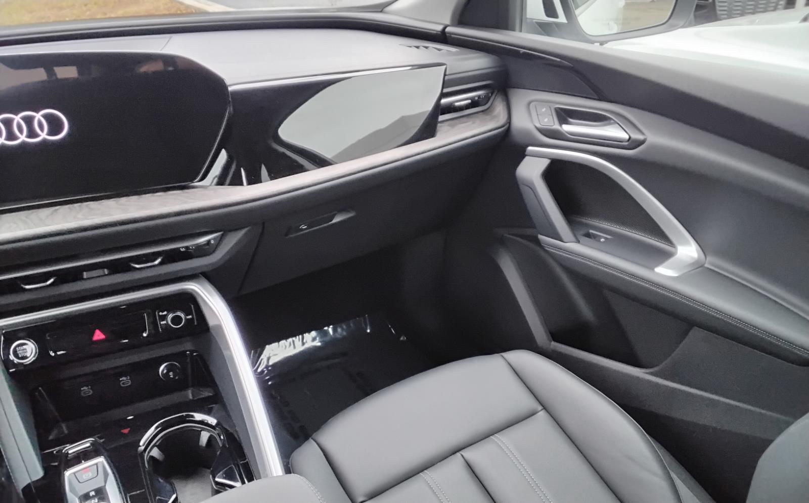 2025 Audi Q5 Premium