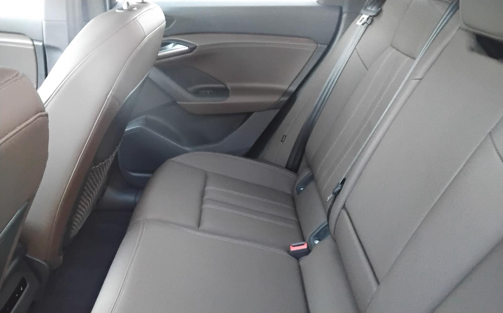 2025 Audi Q6 e-tron Premium Plus