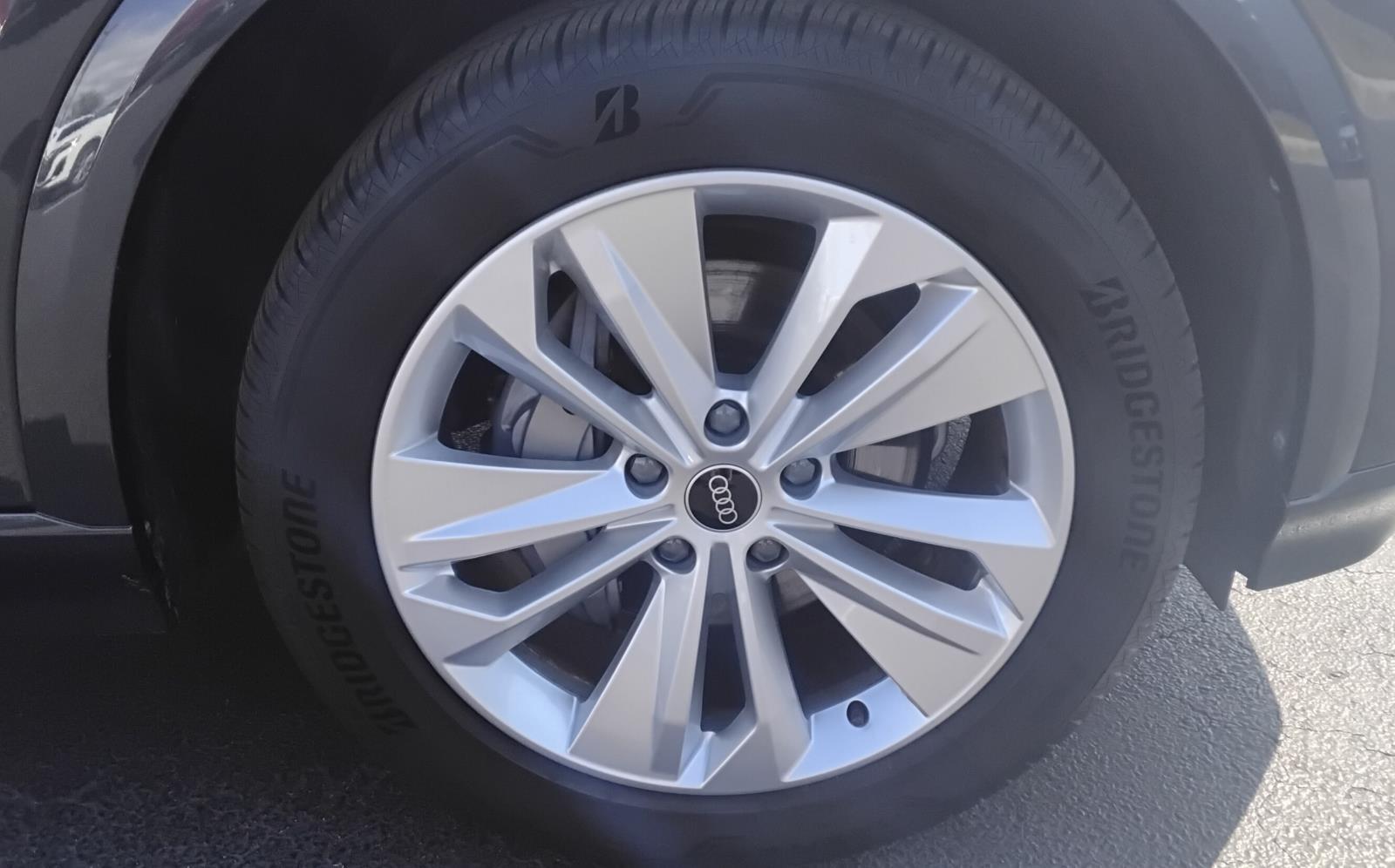 2025 Audi Q6 e-tron Premium Plus