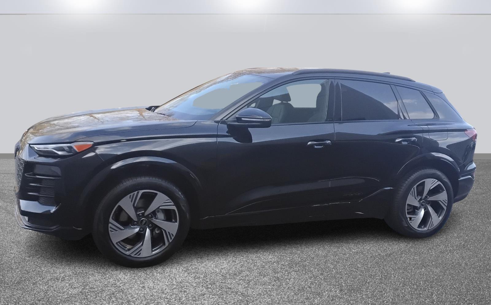 2025 Audi Q6 e-tron Premium