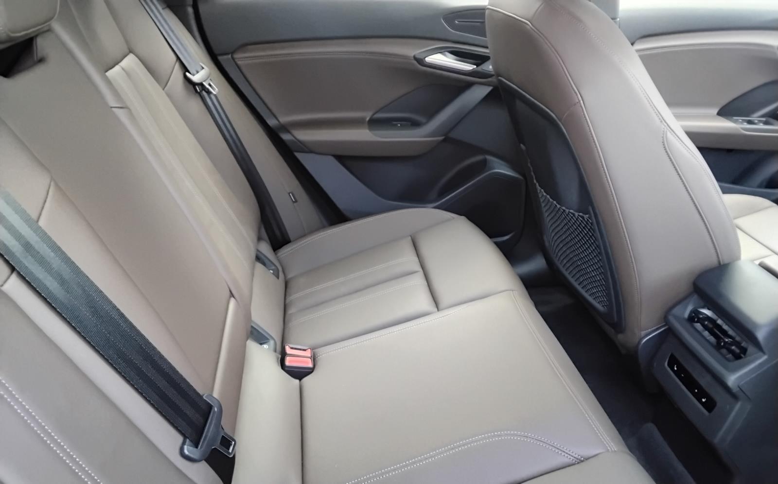 2025 Audi Q6 e-tron Premium