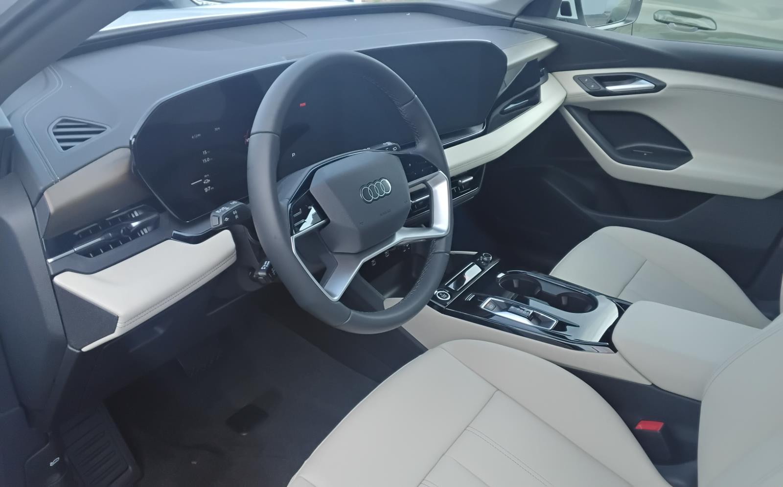 2025 Audi Q6 e-tron Premium