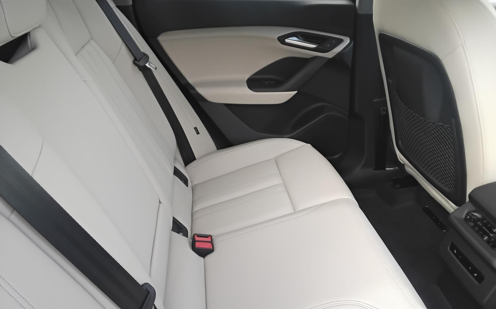 2025 Audi Q6 e-tron Premium