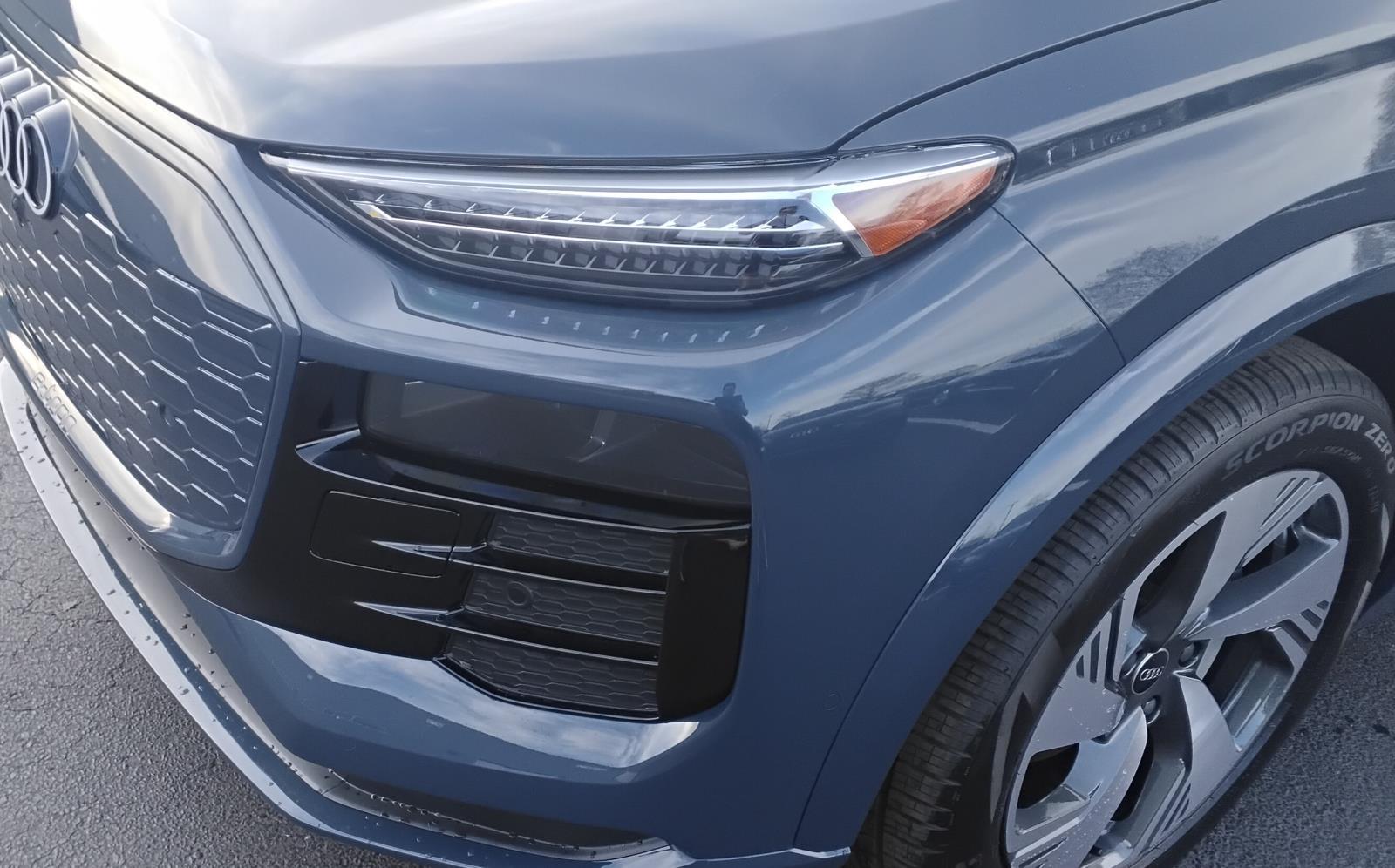 2025 Audi Q6 e-tron Premium Plus