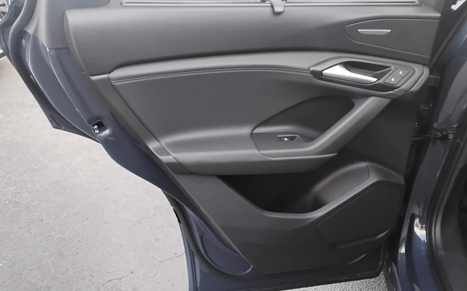 2025 Audi Q6 e-tron Premium Plus