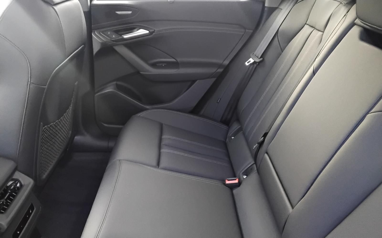 2025 Audi Q6 e-tron Premium Plus