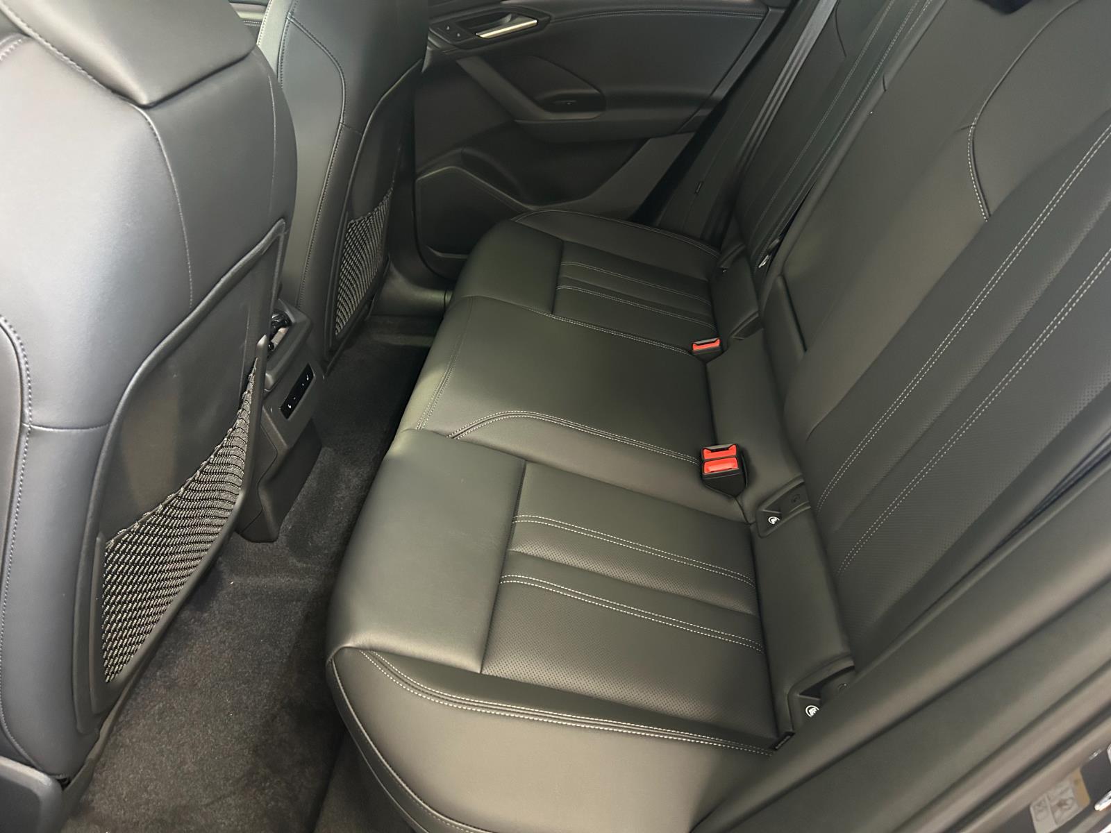 2025 Audi Q6 e-tron Premium Plus