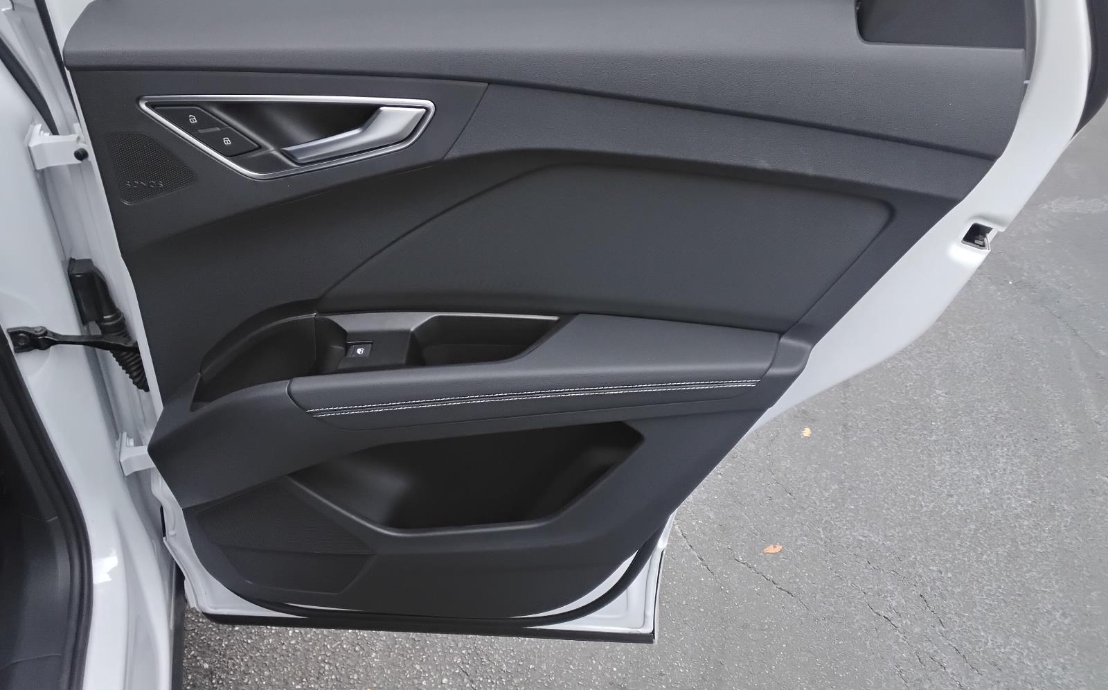 2025 Audi Q4 e-tron Sportback Premium Plus