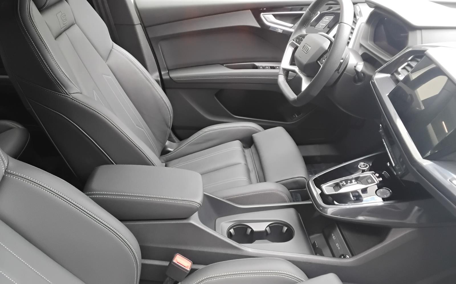 2025 Audi Q4 e-tron Sportback Premium Plus