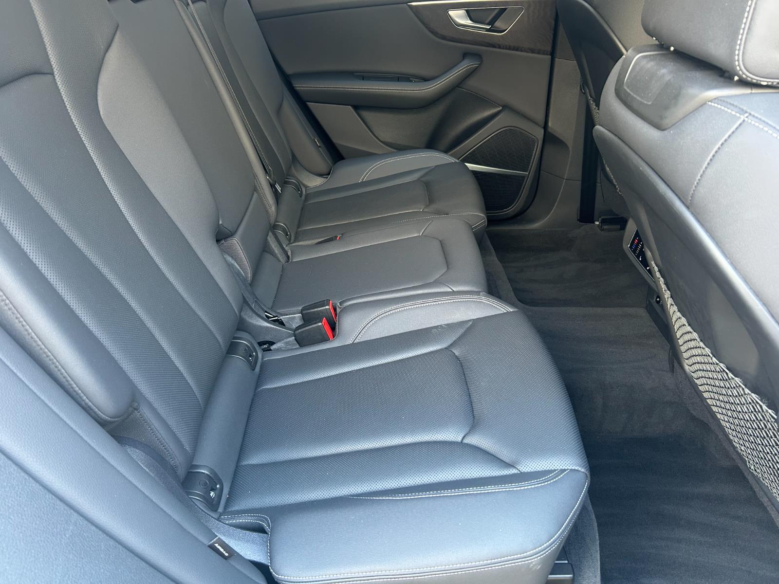 2023 Audi Q8 Premium Plus