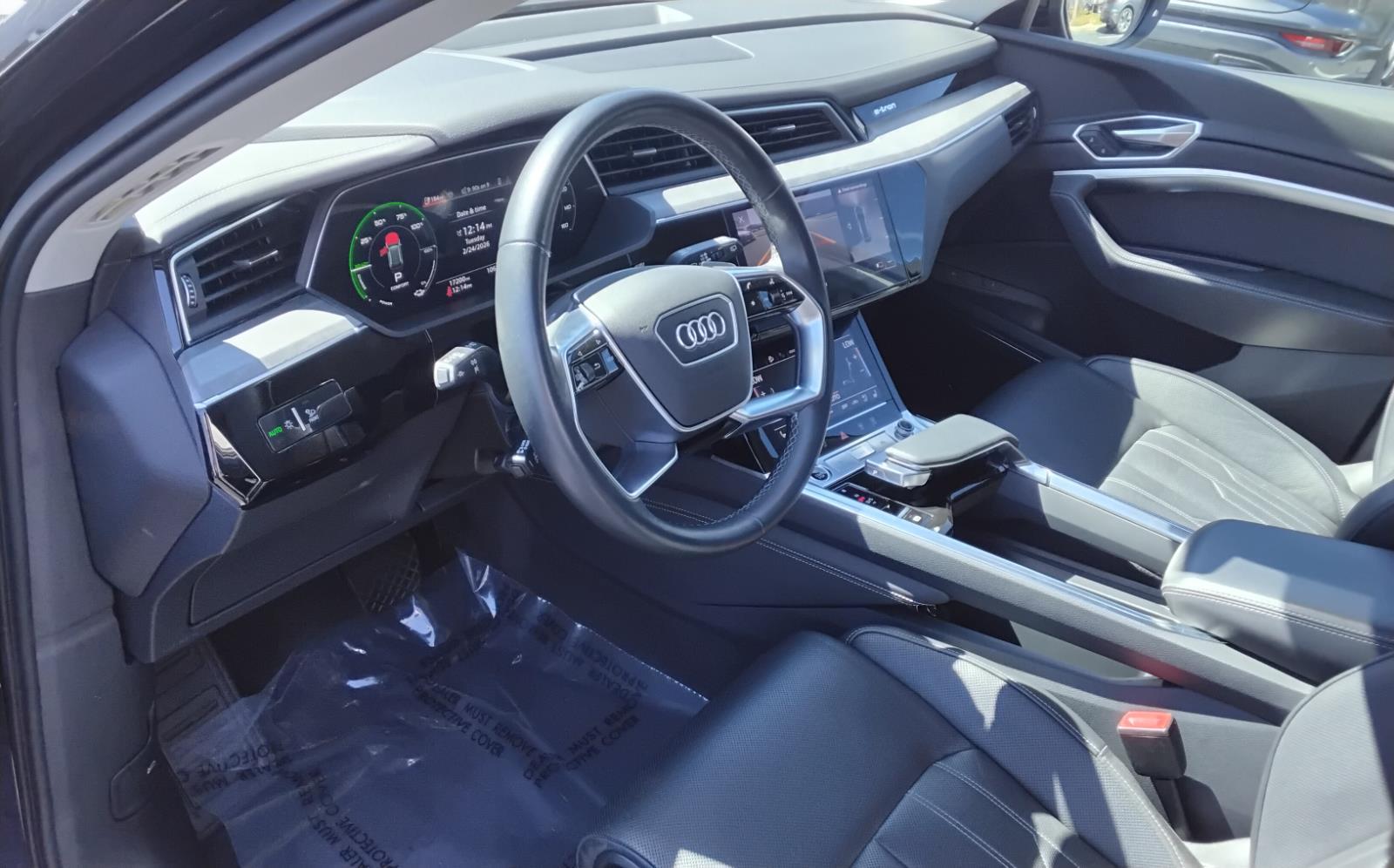 2024 AUDI Q8 E-TRON PREST