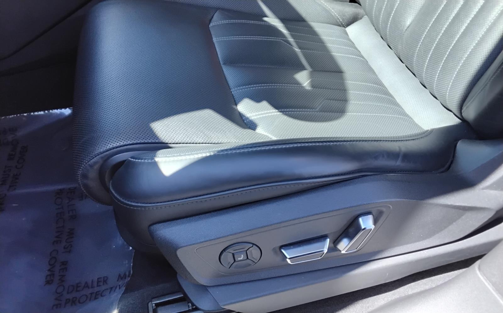 2024 AUDI Q8 E-TRON PREST