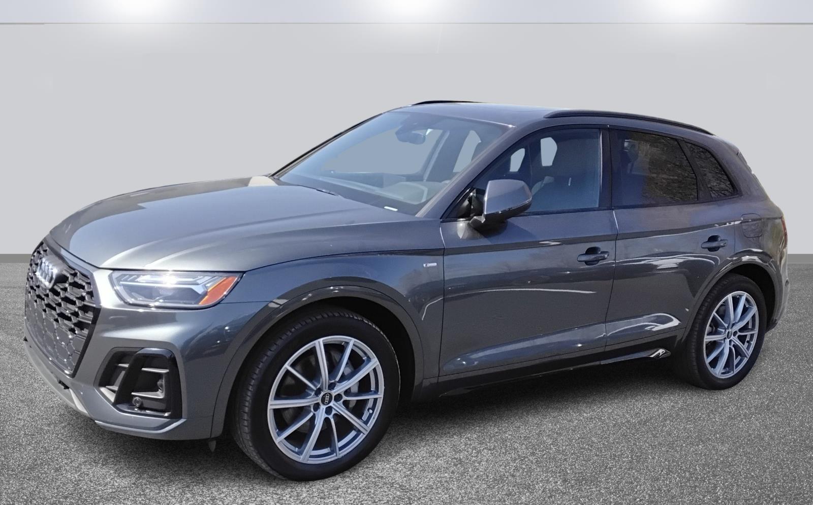 2023 Audi Q5 S line Premium Plus
