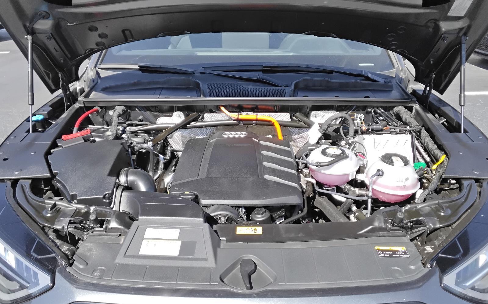 2023 Audi Q5 S line Premium Plus