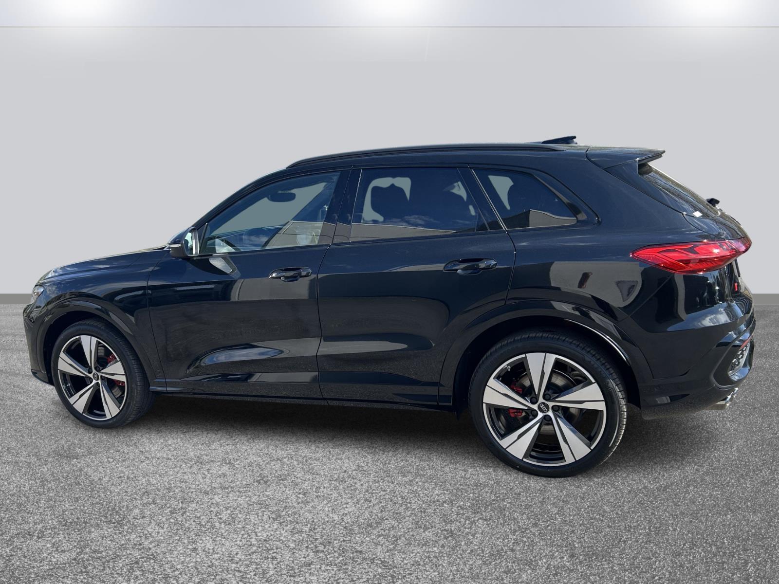 2025 Audi SQ5 Prestige