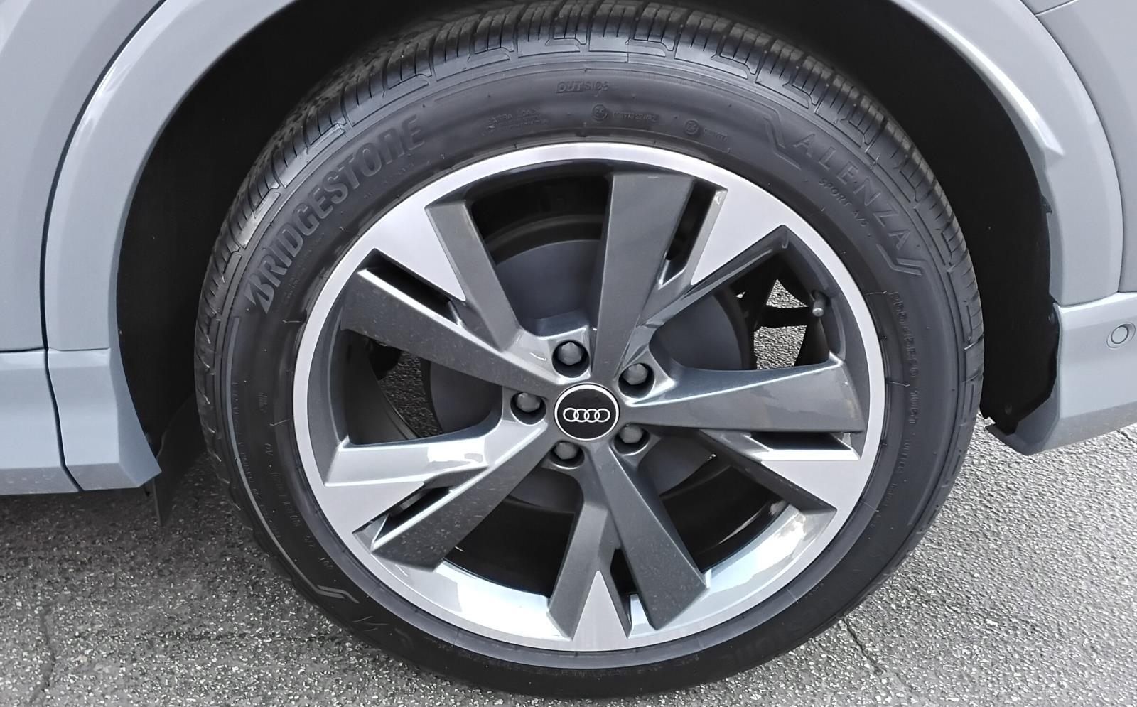 2024 Audi Q4 e-tron Premium Plus