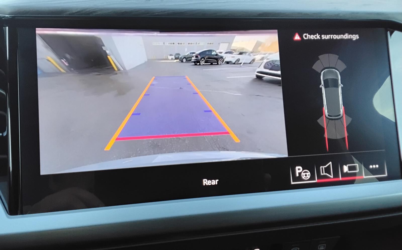 2024 Audi Q4 e-tron Premium Plus