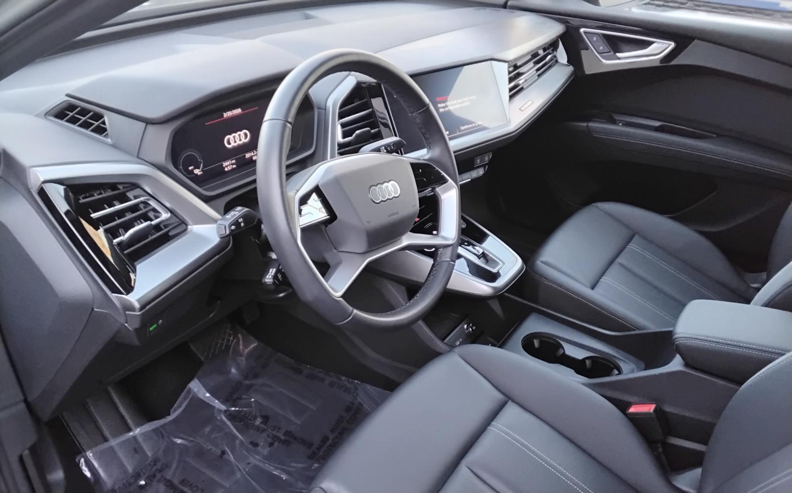 2024 Audi Q4 e-tron Premium Plus