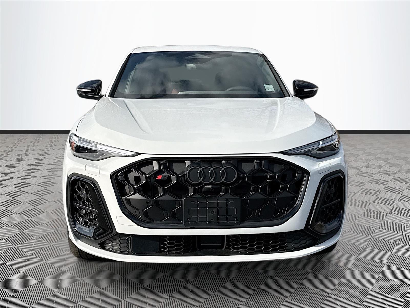 2025 Audi SQ5 Premium Plus