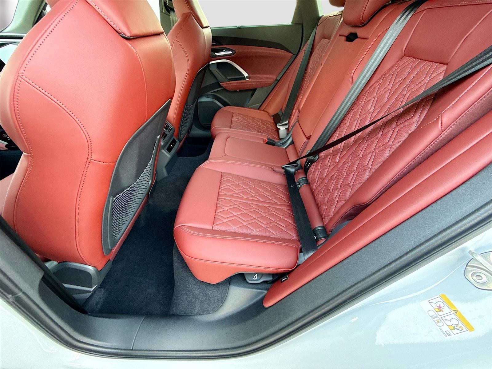 2025 Audi SQ5 Premium Plus