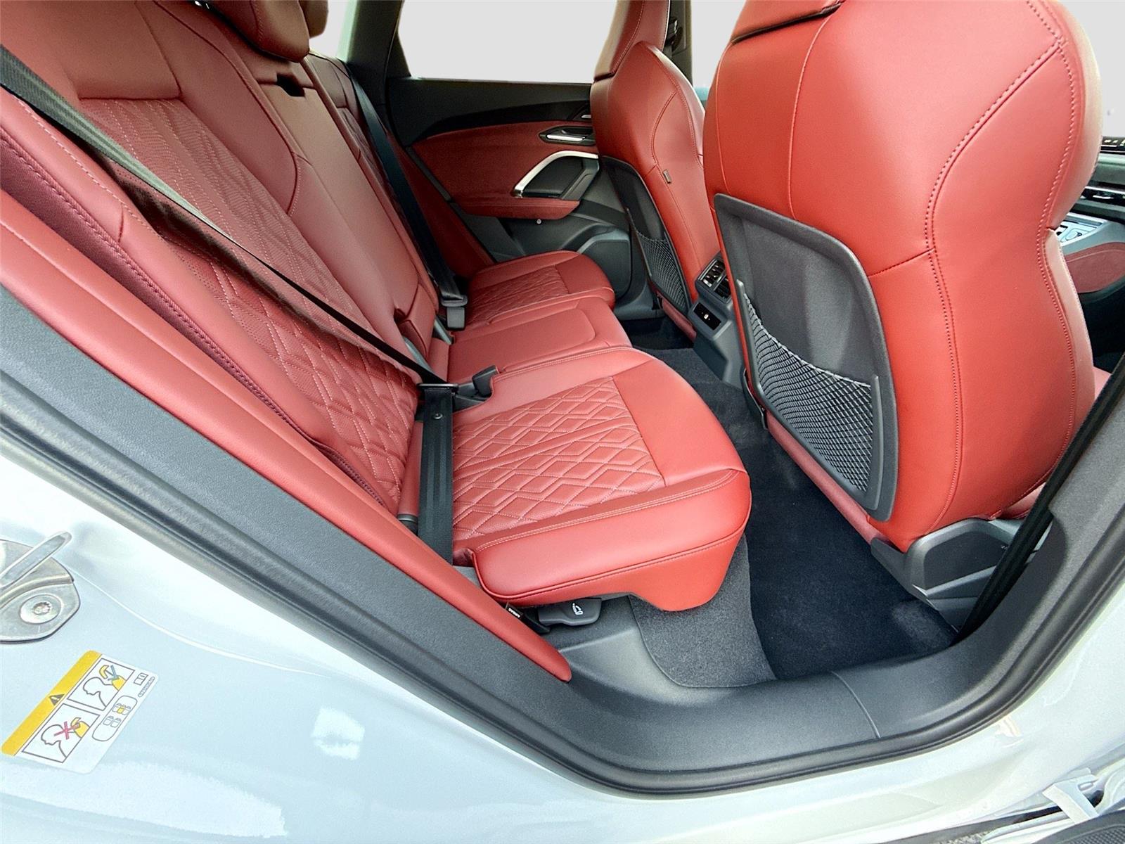 2025 Audi SQ5 Premium Plus