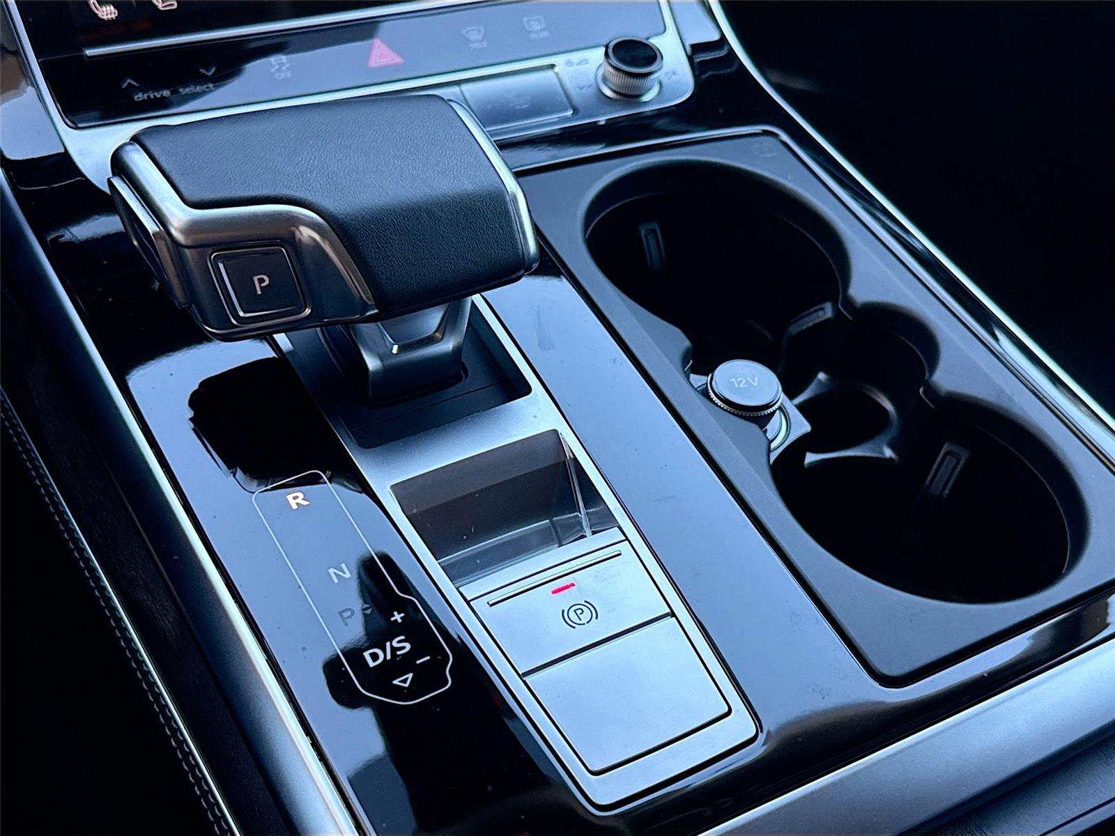 2023 AUDI Q8 PRESTIGE S-L