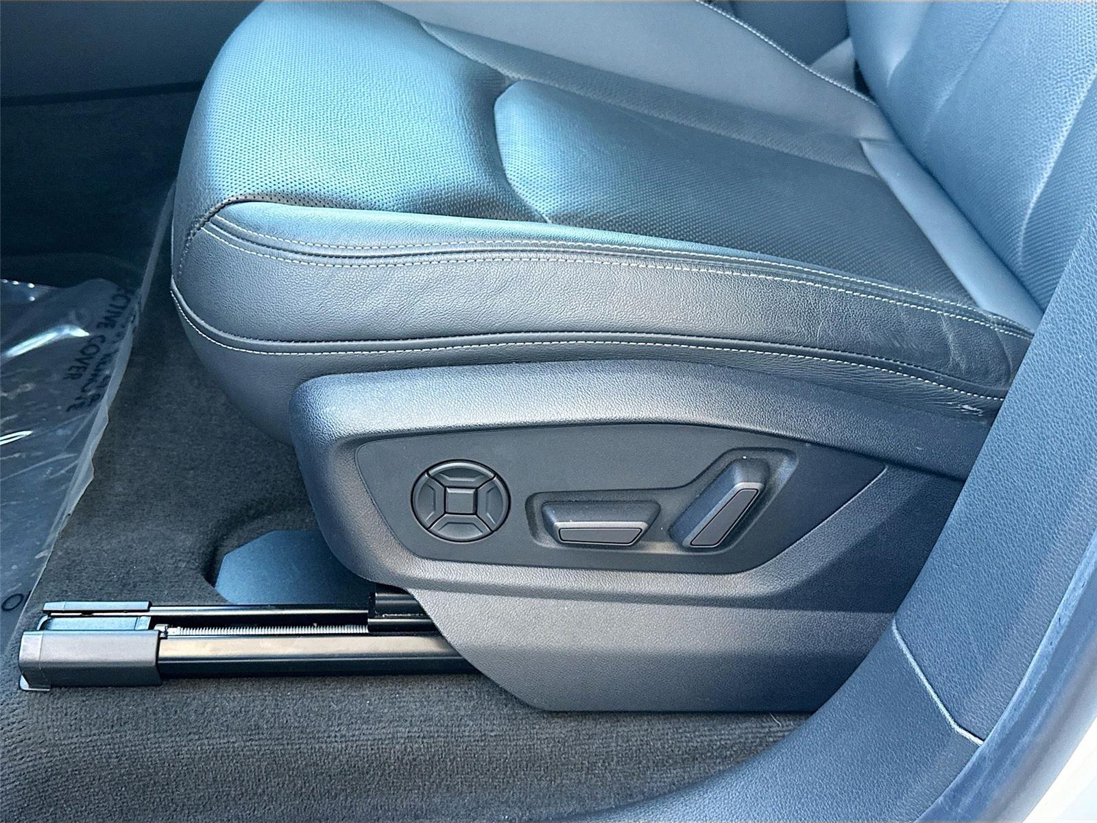 2023 AUDI Q8 PRESTIGE S-L