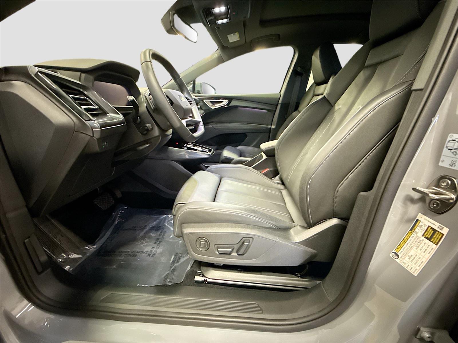 2024 Audi Q4 e-tron Sportback Premium Plus