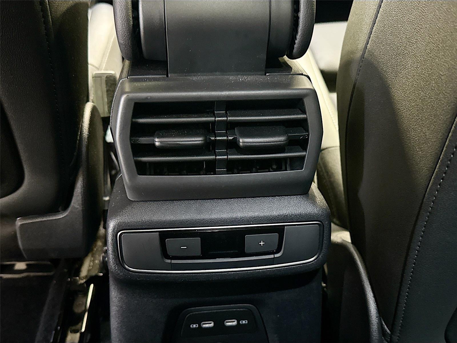 2024 Audi Q4 e-tron Sportback Premium Plus