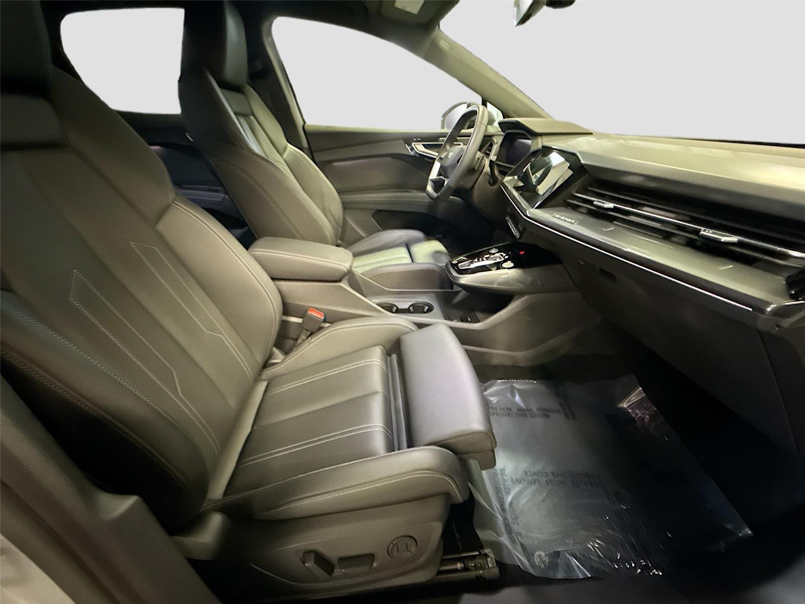 2024 Audi Q4 e-tron Sportback Premium Plus