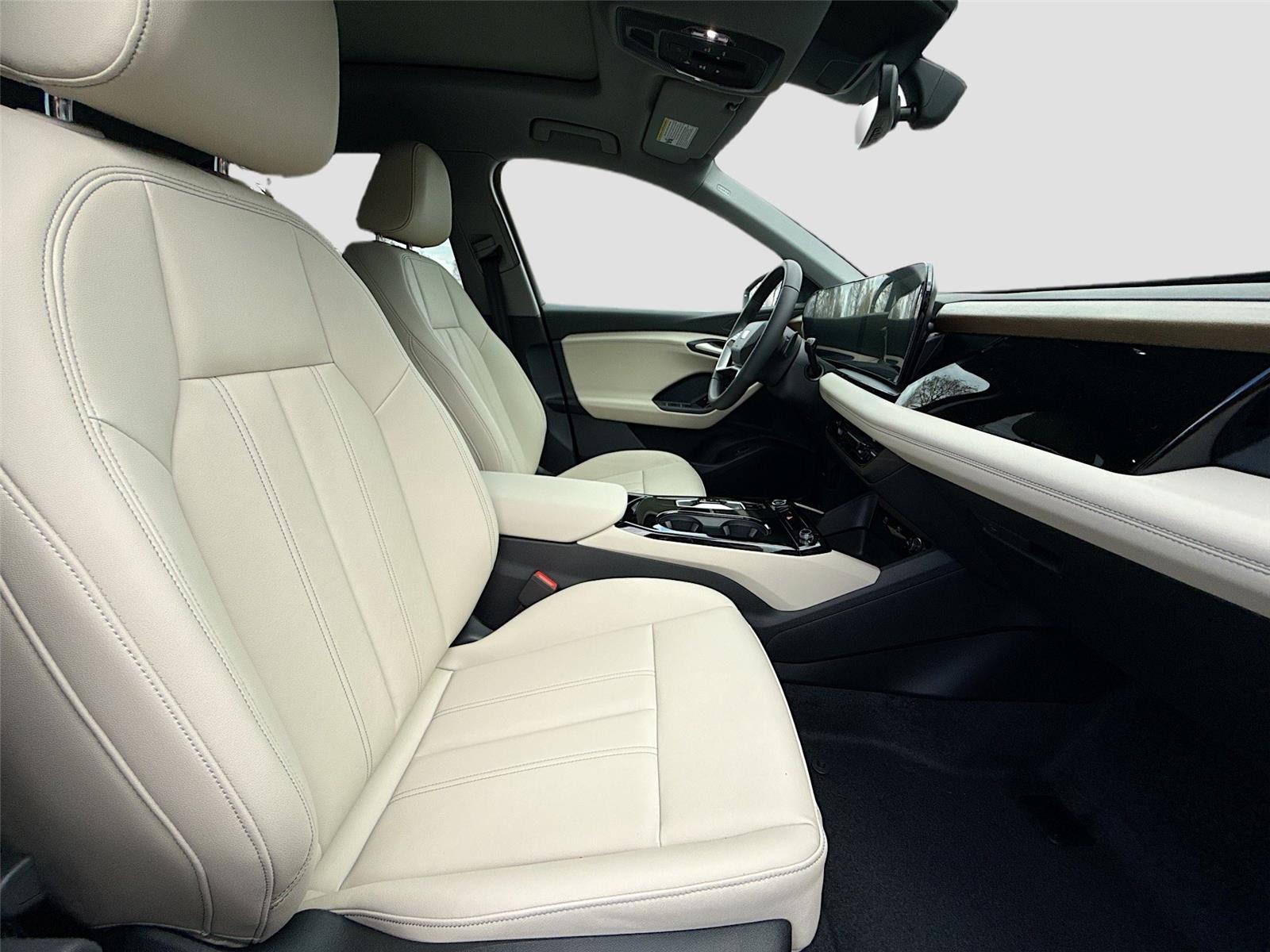 2025 Audi Q6 e-tron Premium