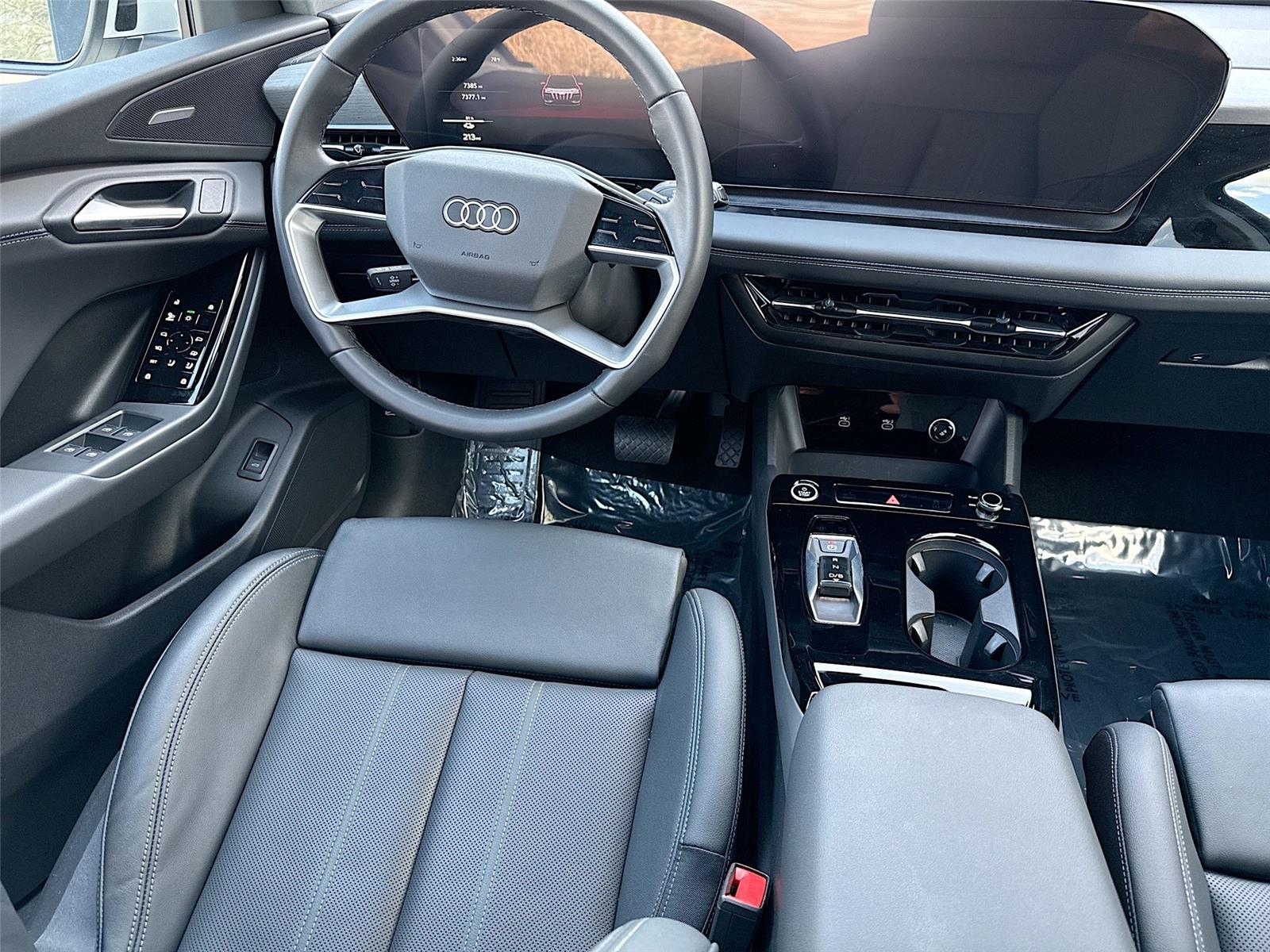 2025 Audi Q6 e-tron Premium Plus