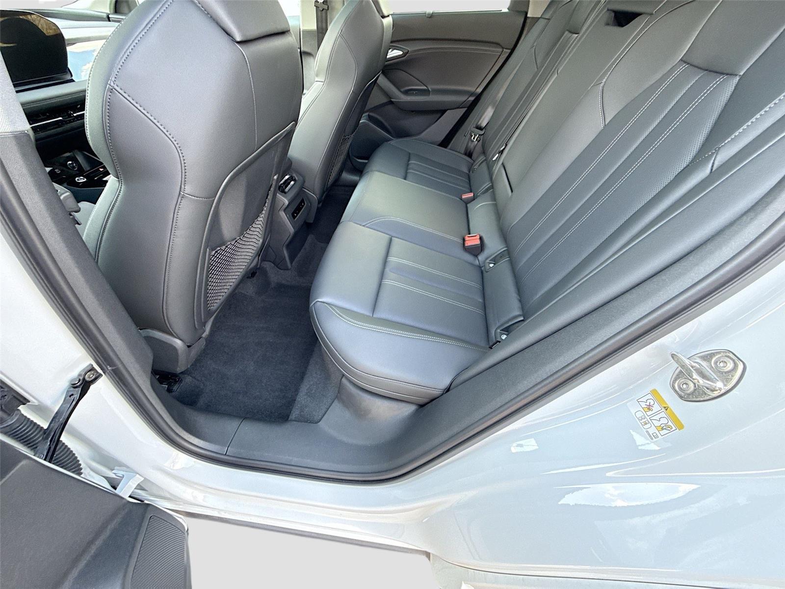 2025 Audi Q6 e-tron Premium Plus