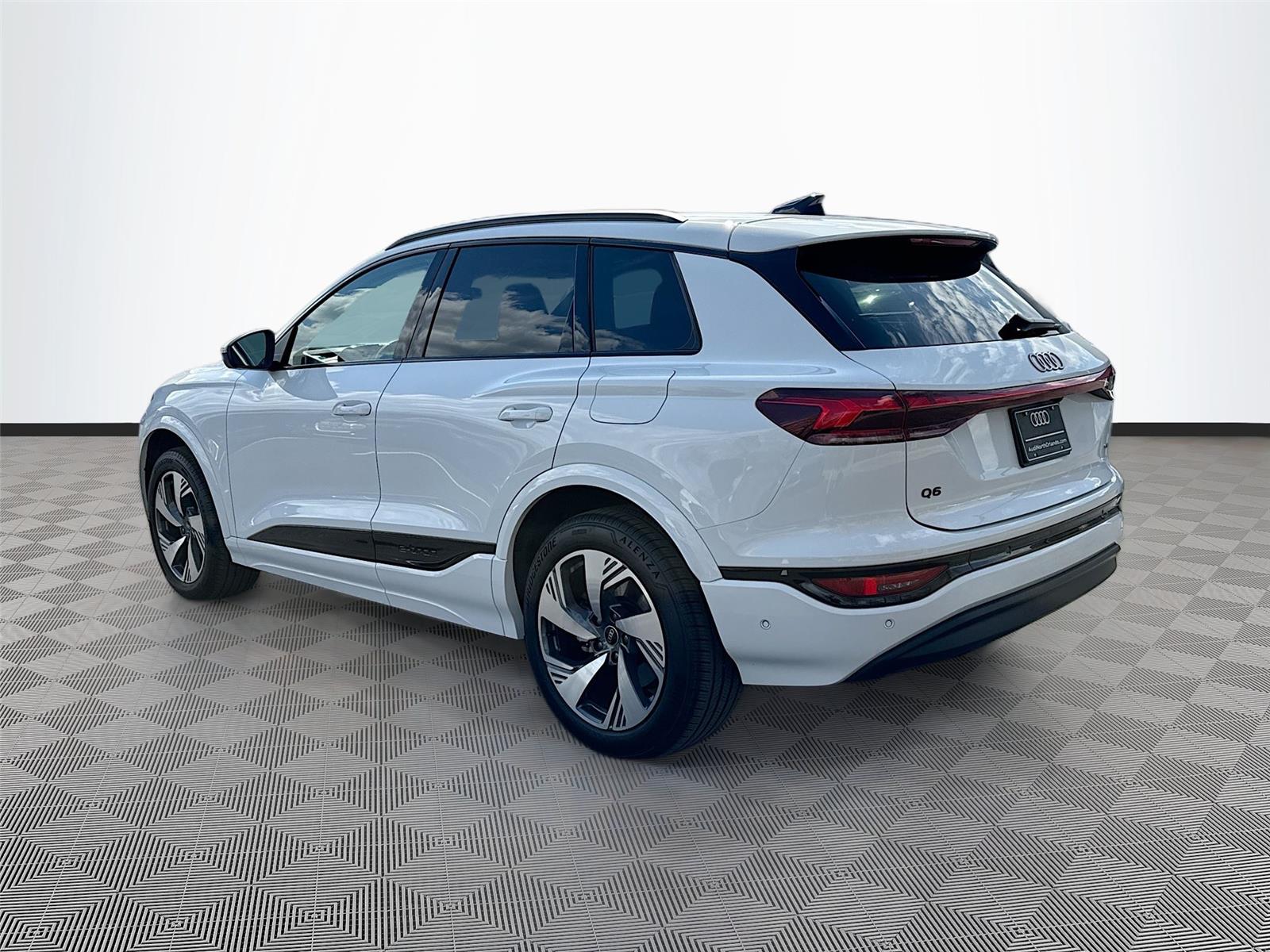 2025 Audi Q6 e-tron Premium Plus