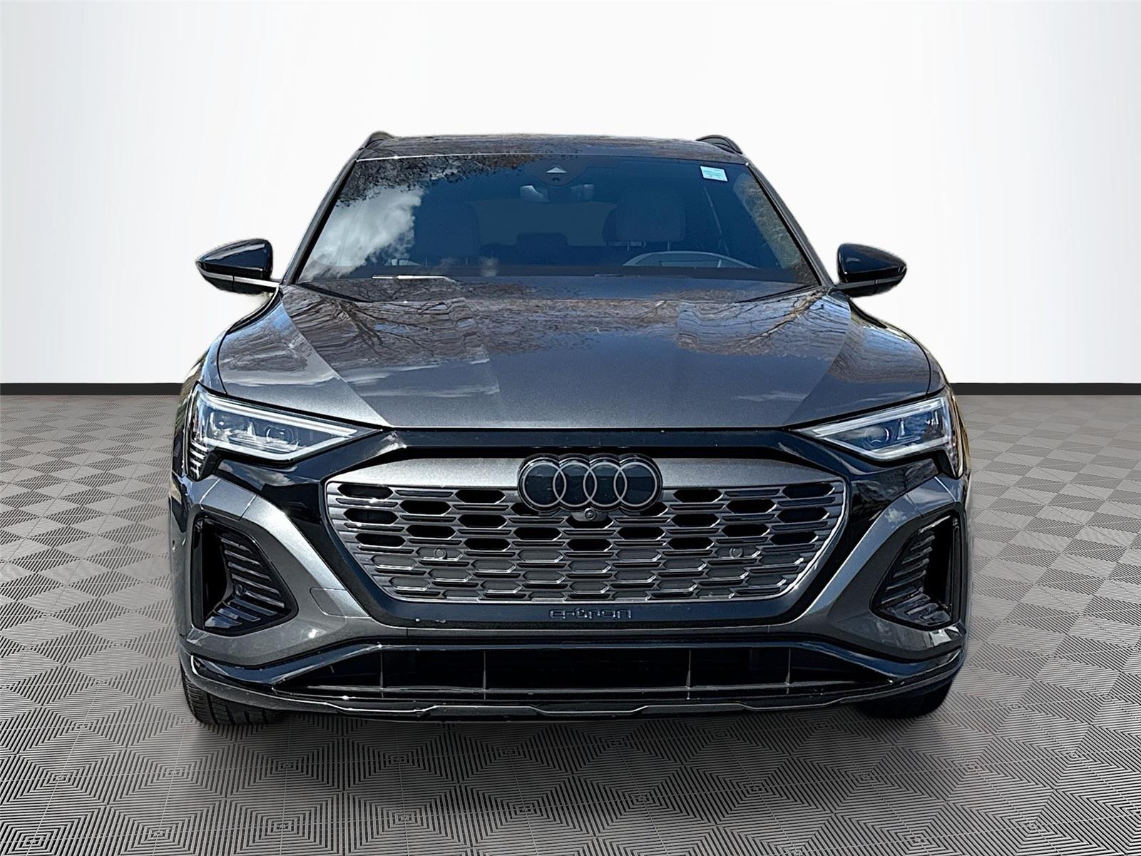 2024 Audi Q8 e-tron Prestige