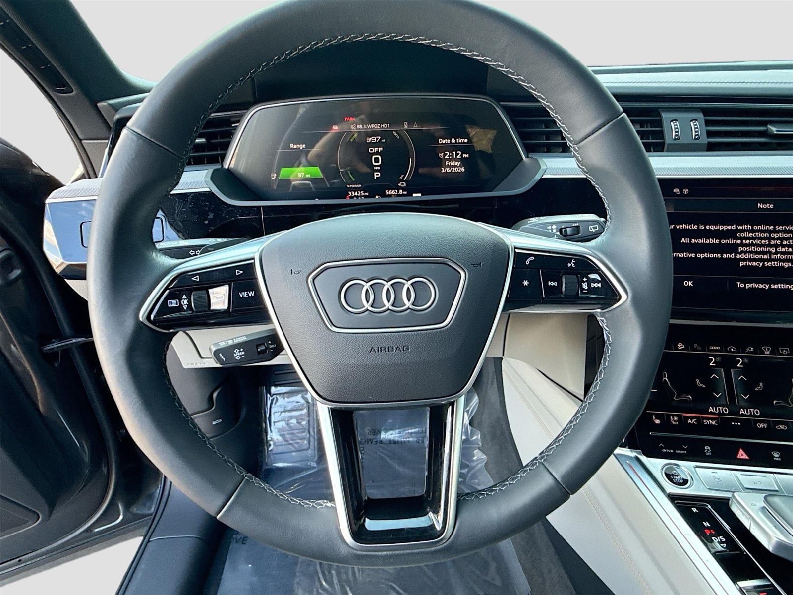 2024 Audi Q8 e-tron Prestige