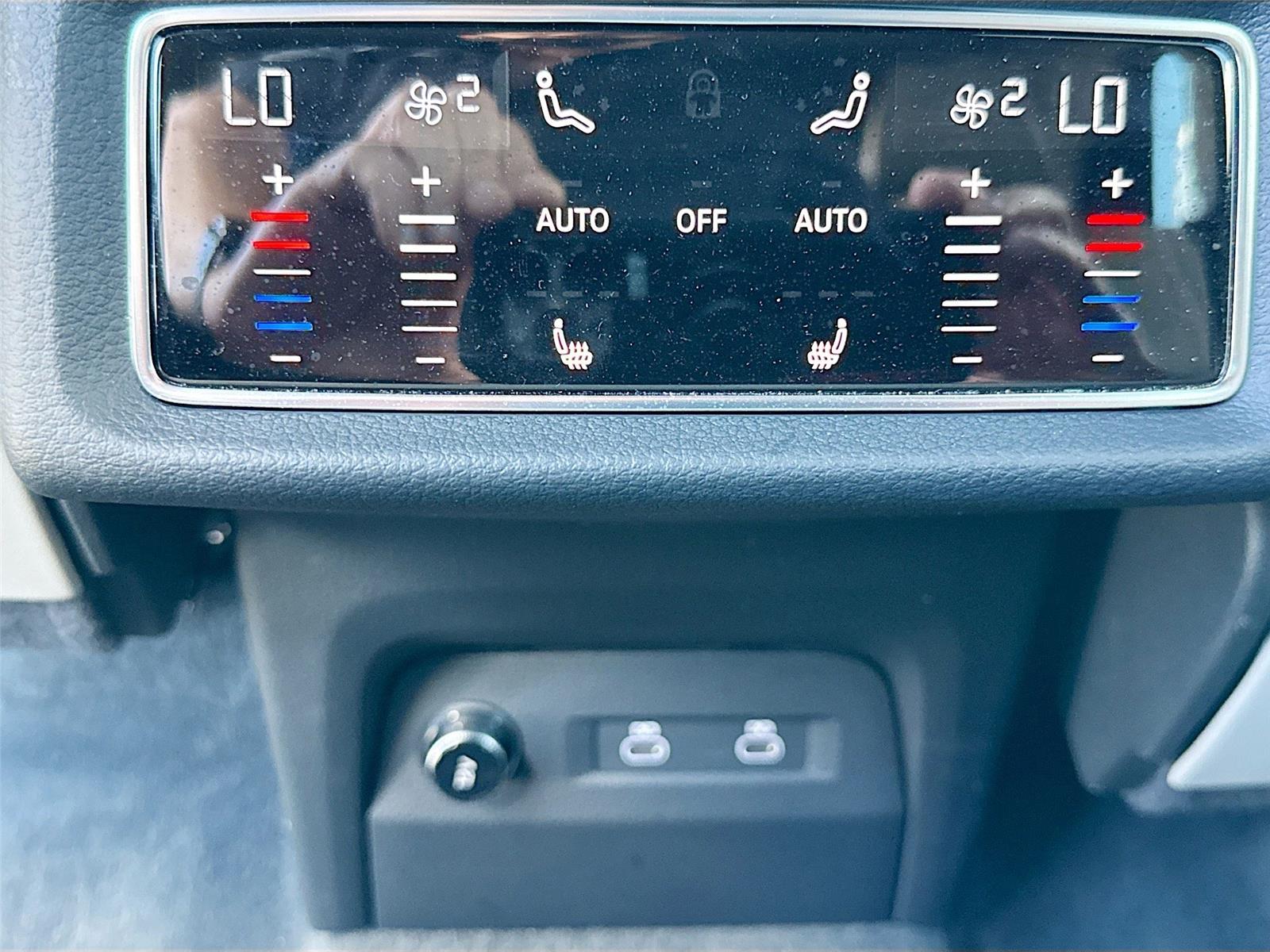 2024 Audi Q8 e-tron Prestige