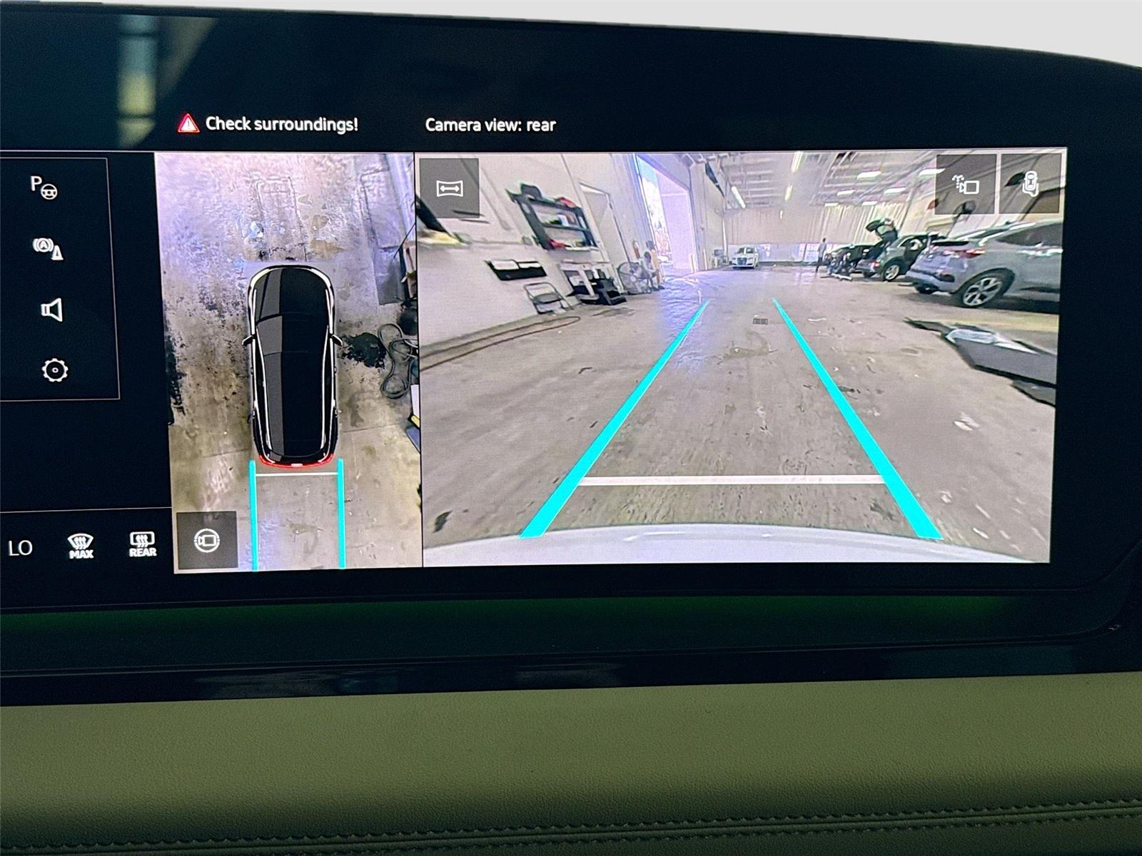 2025 Audi Q6 e-tron Premium Plus