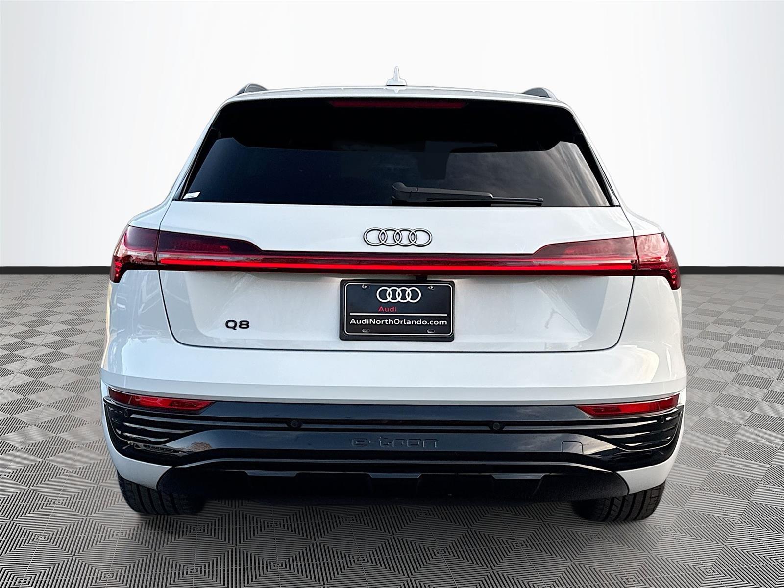 2024 Audi Q8 e-tron Premium