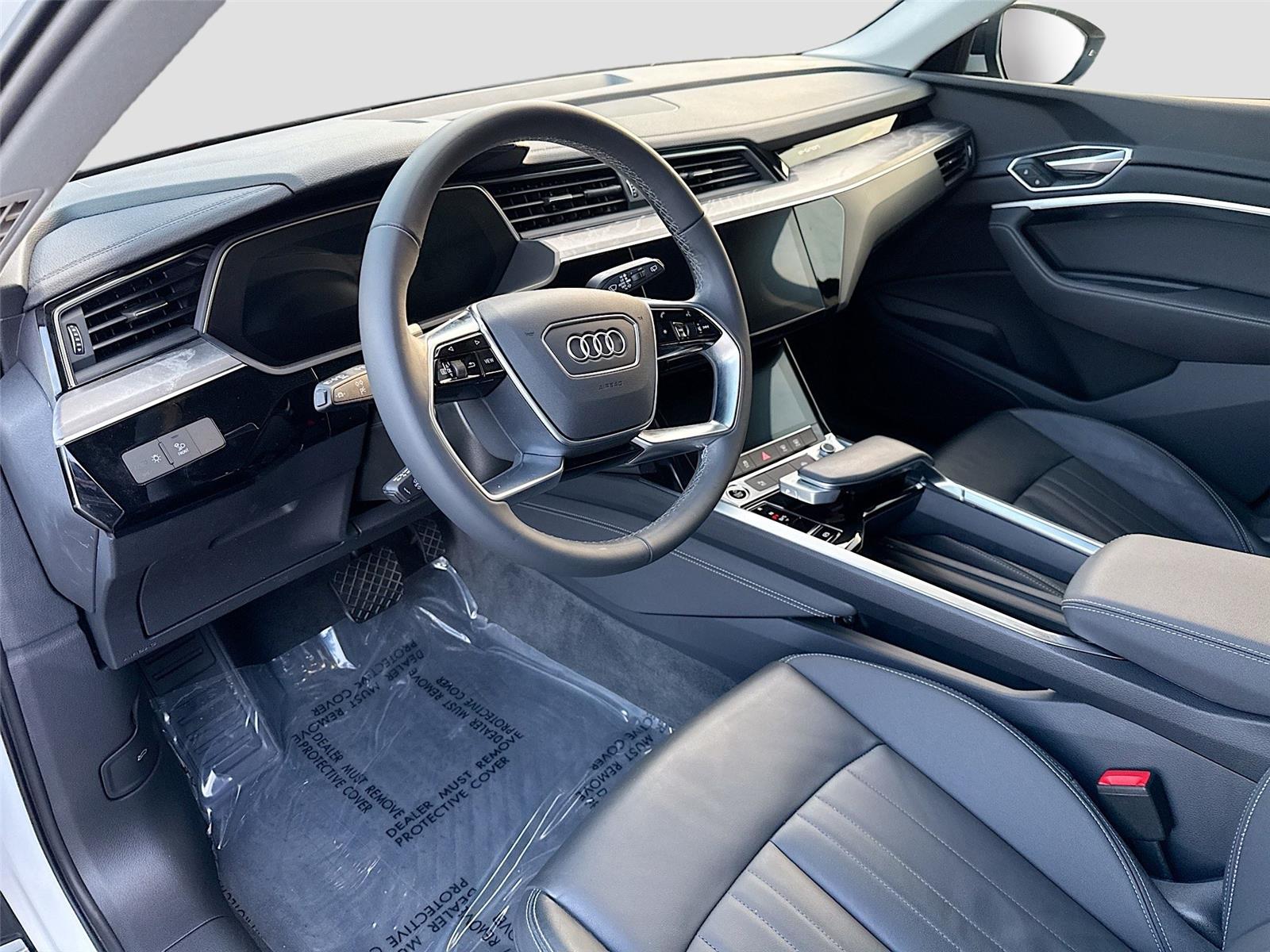 2024 Audi Q8 e-tron Premium