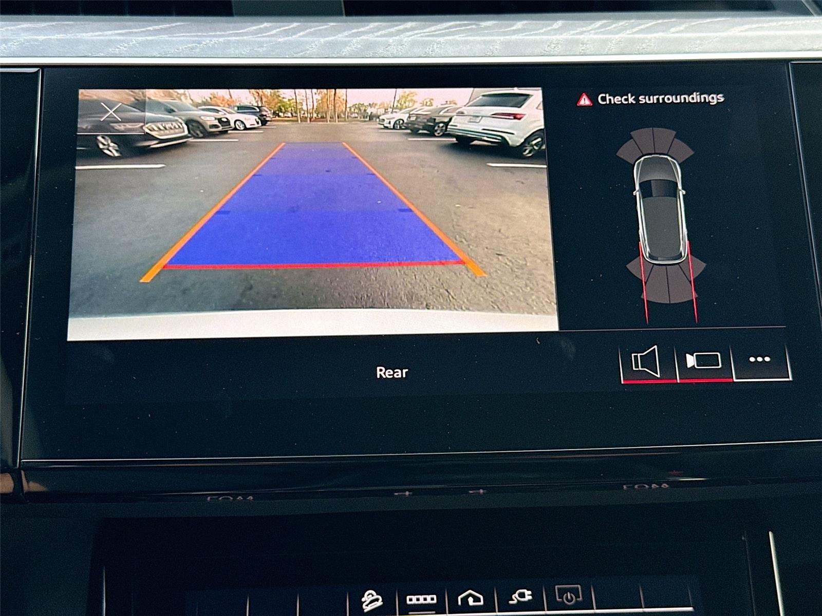 2024 Audi Q8 e-tron Premium