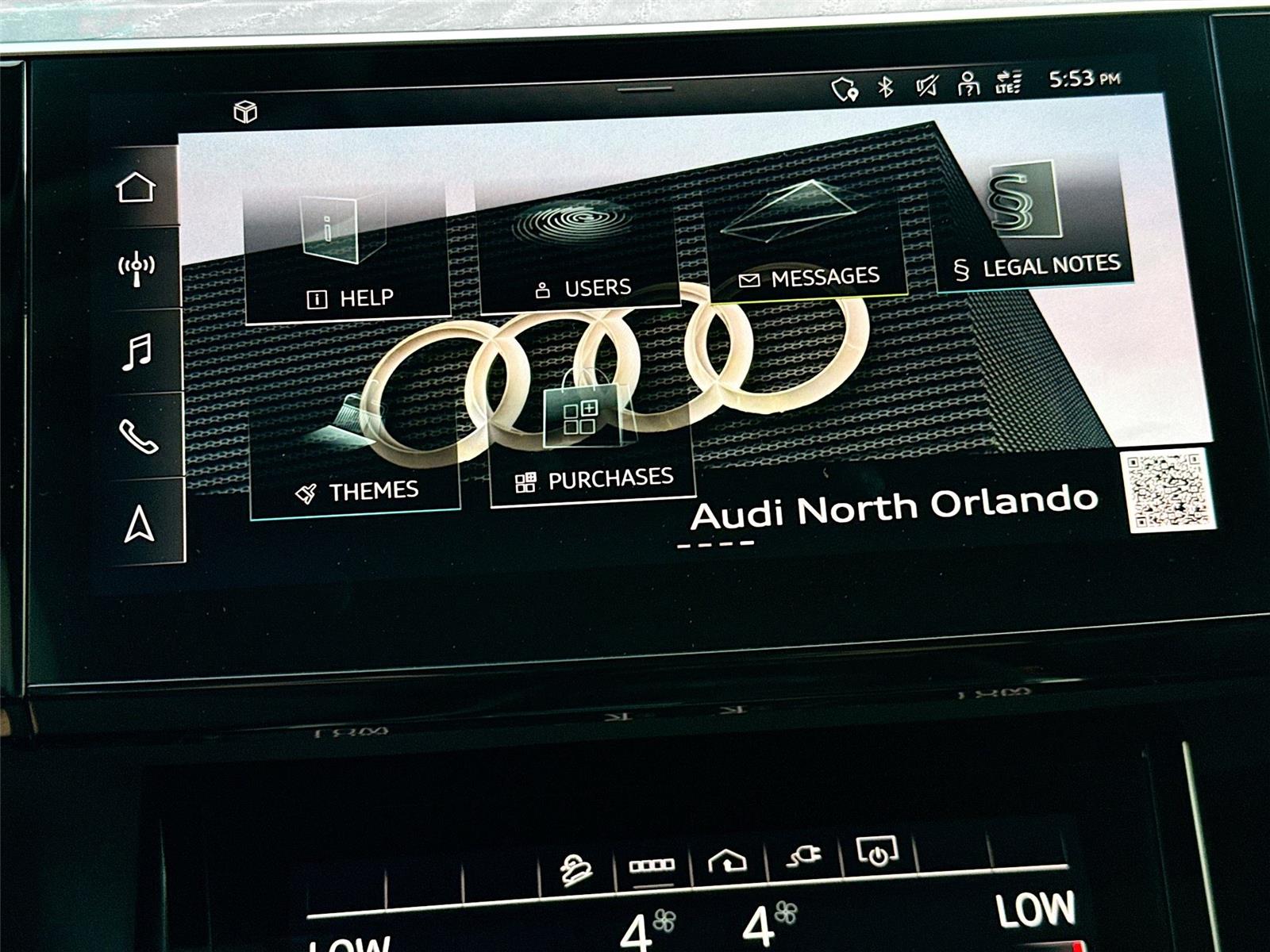 2024 Audi Q8 e-tron Premium