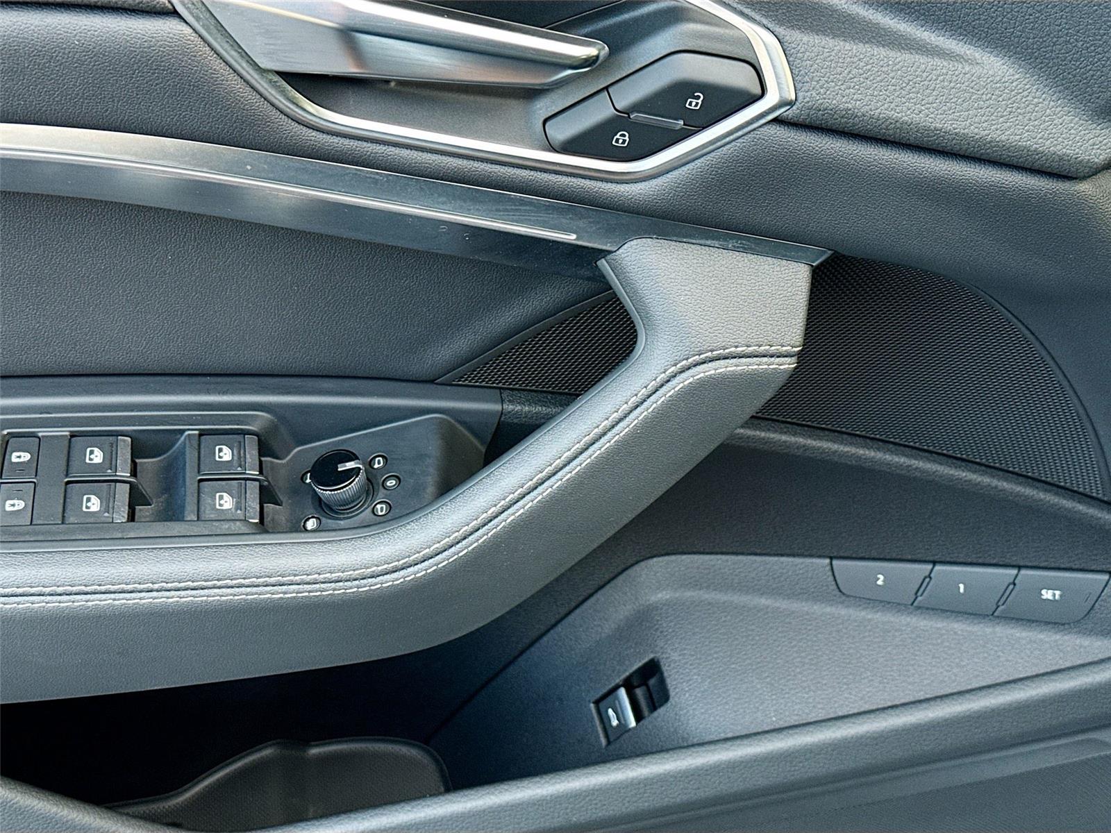 2024 Audi Q8 e-tron Premium