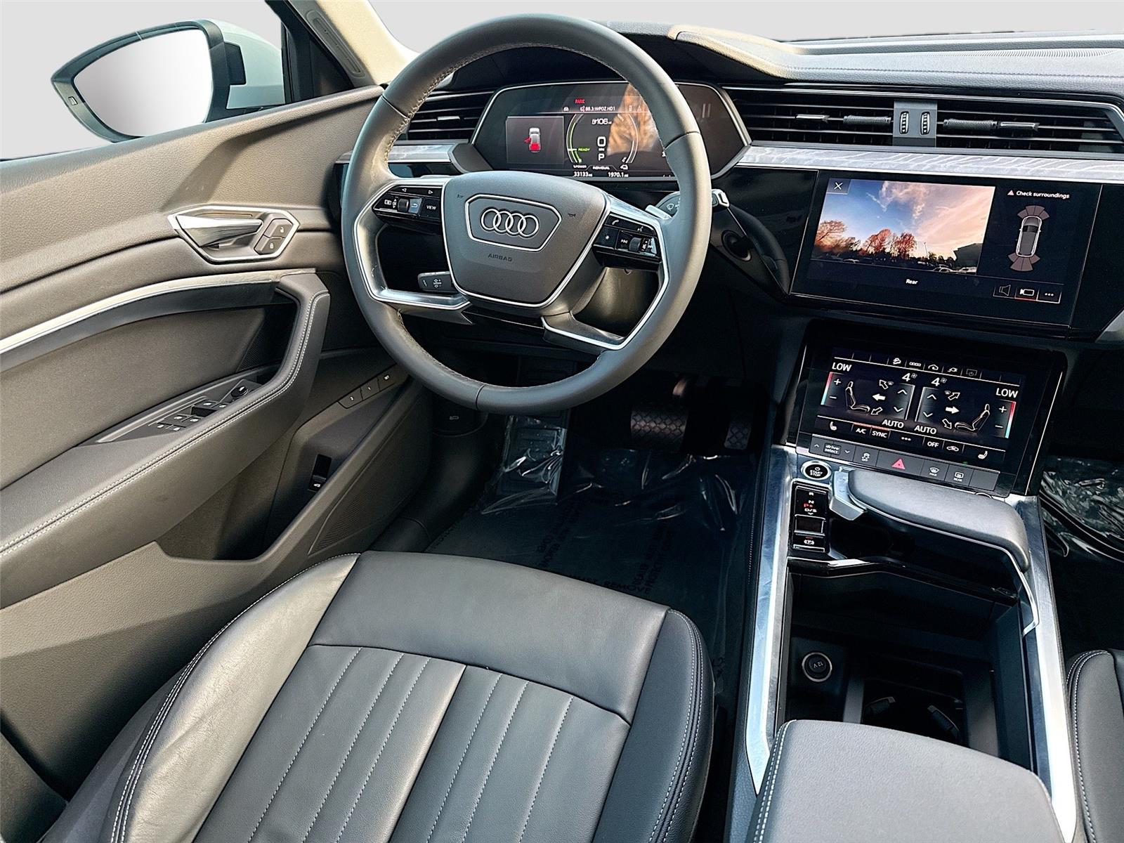 2024 Audi Q8 e-tron Premium