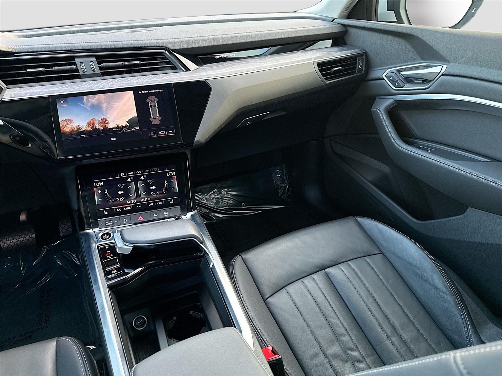 2024 Audi Q8 e-tron Premium