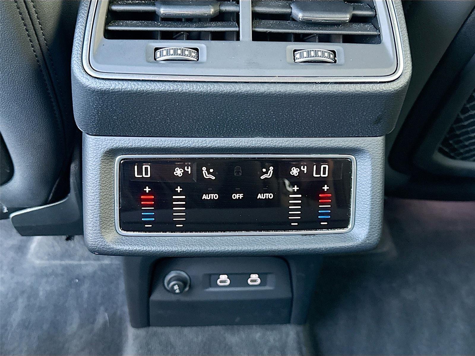 2024 Audi Q8 e-tron Premium