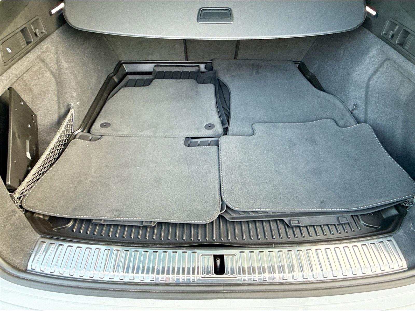 2024 Audi Q8 e-tron Premium