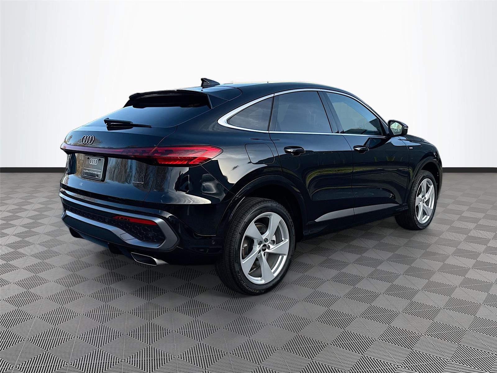 2025 Audi Q5 Sportback Premium Plus