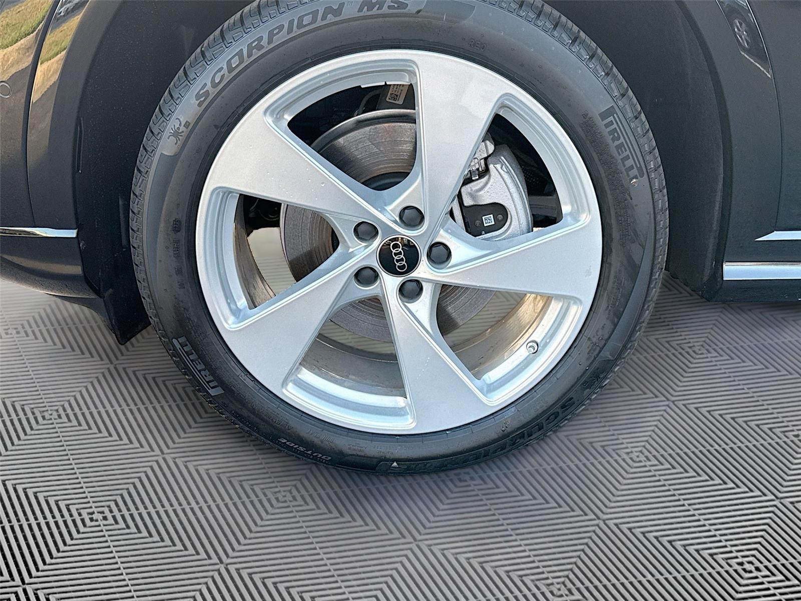 2025 Audi Q5 Sportback Premium Plus